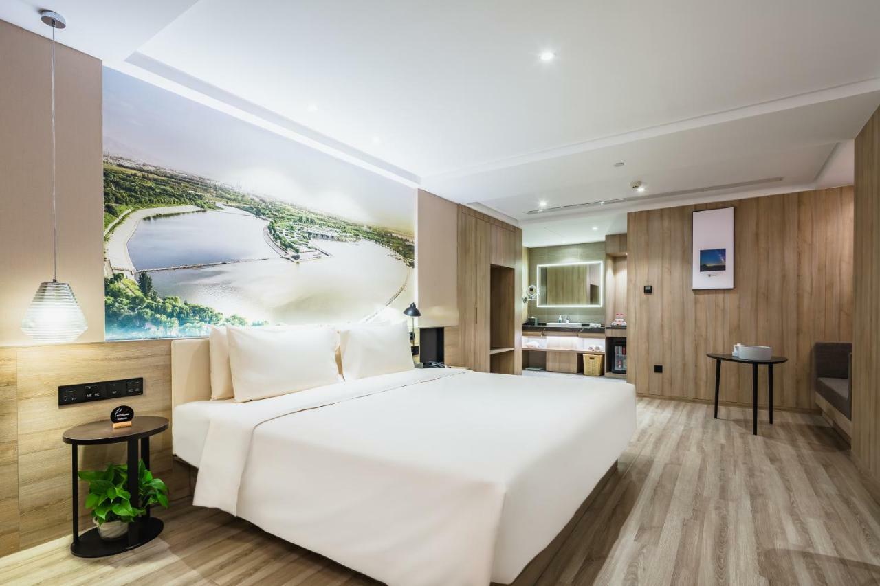 Atour Hotel Jinan Exterior photo