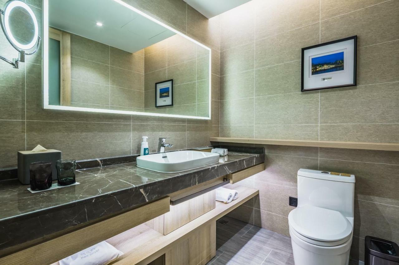 Atour Hotel Jinan Exterior photo