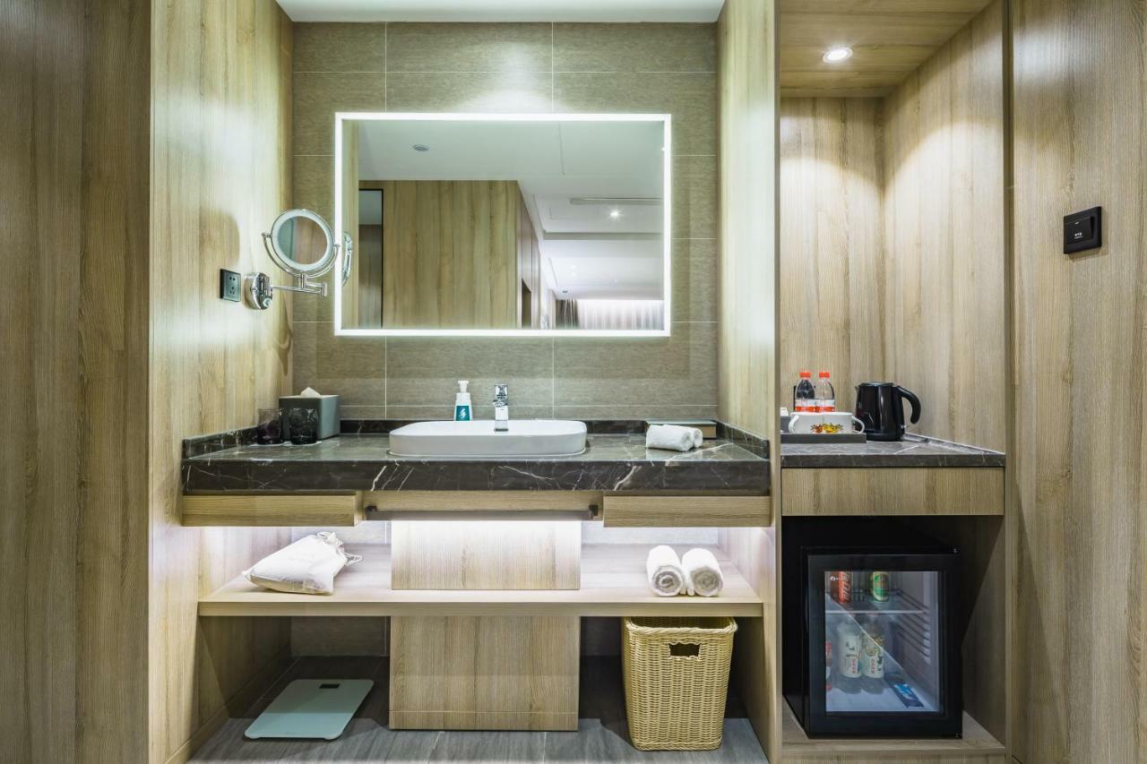 Atour Hotel Jinan Exterior photo